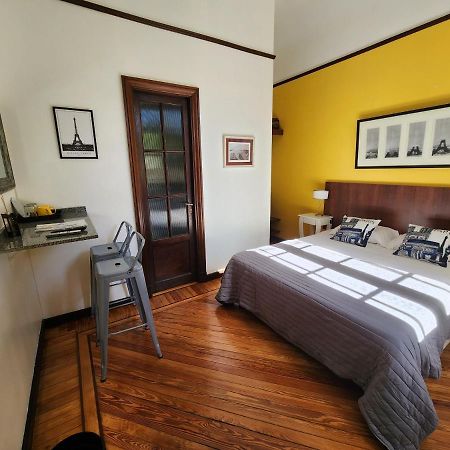 Habitaciones En Suite Balcarce Buenos Aires Extérieur photo