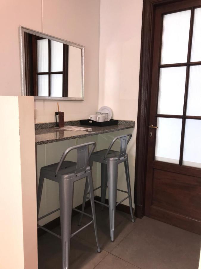 Habitaciones En Suite Balcarce Buenos Aires Extérieur photo