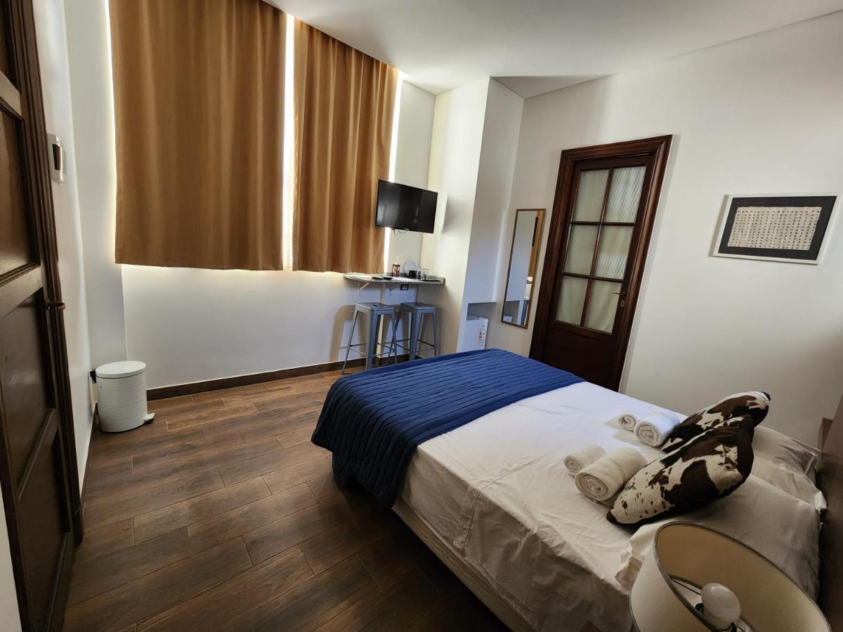 Habitaciones En Suite Balcarce Buenos Aires Extérieur photo